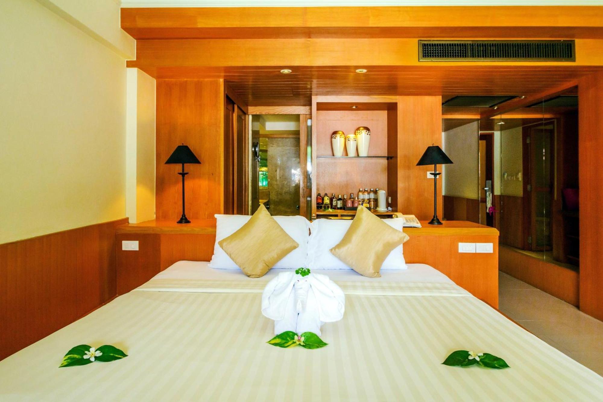 普吉岛-瓶庐海景度假酒店 Phuket Pl Seaview Resort Patong المظهر الخارجي الصورة